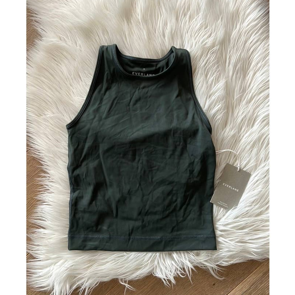 NWT Everlane Perform Tank size XS
